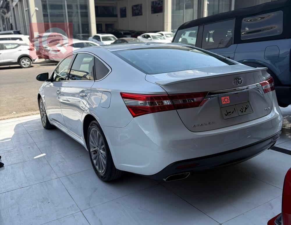 تۆیۆتا ئەڤەلۆن